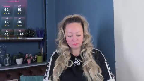 Jessica online show from October 2025 11:06:01 AM