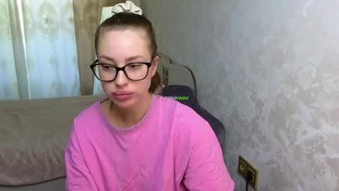 Jessy online show from September 2025 07:19:01 AM