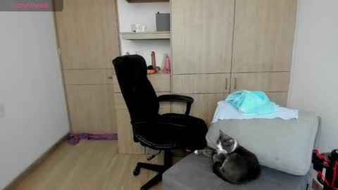 Snapshot of jessica_rabbit777_ chatting on April 2026 09:09:02 PM jessica_rabbit777_ online show from April 2026 09:09:02 PM