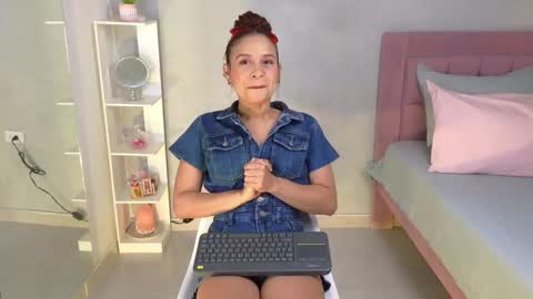 Snapshot of jessica_tom_ chatting on September 2025 03:12:02 PM Jessica online show from September 2025 03:12:02 PM