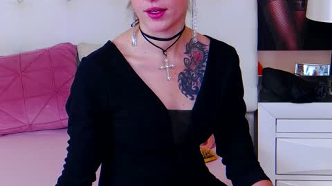 Snapshot of jessicagibson chatting on December 2024 06:37:01 AM Jessica online show from December 2024 06:37:01 AM