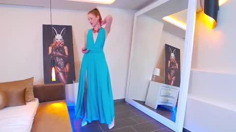 Snapshot of jessicagibson chatting on February 2025 11:55:01 AM Jessica online show from February 2025 11:55:01 AM