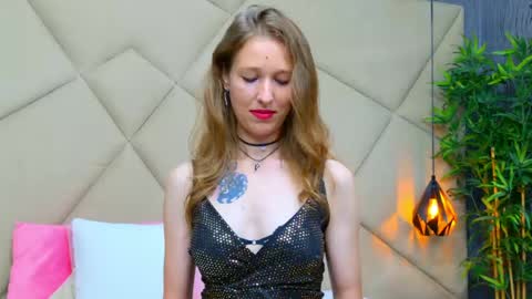 Snapshot of jessicagibson chatting on June 2026 09:29:02 PM Jessica online show from June 2026 09:29:02 PM