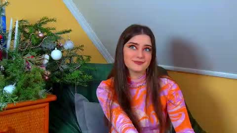 Jessica online show from December 2025 07:29:02 PM