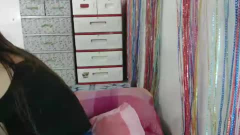 Snapshot of jessicajones_25 chatting on December 2024 08:27:01 AM jessicajones_25 online show from December 2024 08:27:01 AM