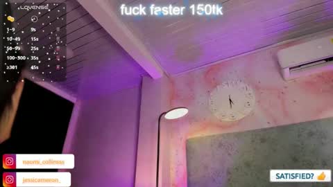 Snapshot of jessicameron chatting on October 2025 04:55:01 AM JESSI AND NAOMI online show from October 2025 04:55:01 AM