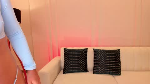 Snapshot of jessicawilliams1 chatting on February 2025 04:39:02 PM JESS online show from February 2025 04:39:02 PM