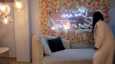 Snapshot of jessicawilliams1 chatting on October 2025 08:37:01 AM JESS online show from October 2025 08:37:01 AM