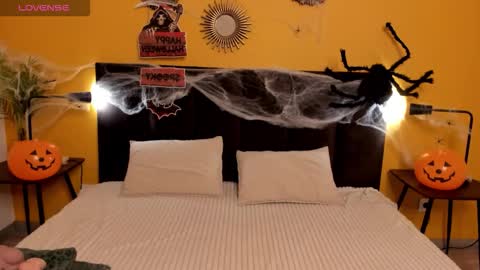 Jessie online show from October 2025 01:44:01 AM