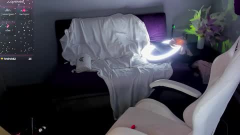 Snapshot of jessie_cutee chatting on March 2026 02:17:02 AM Jess online show from March 2026 02:17:02 AM