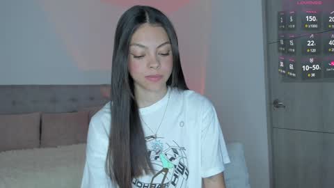 Snapshot of jessie_garcia chatting on January 2025 01:54:01 AM IG GARCIA 28391 online show from January 2025 01:54:01 AM