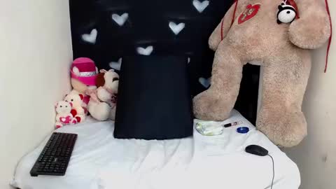 Jessie Big Boobs online show from February 2025 01:06:01 PM