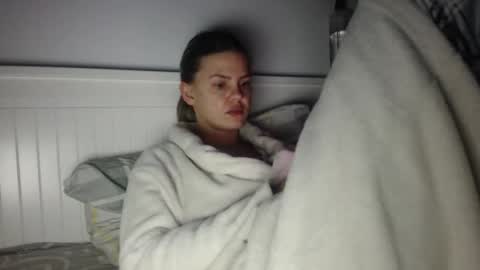 jessieryan online show from November 2025 04:45:02 AM