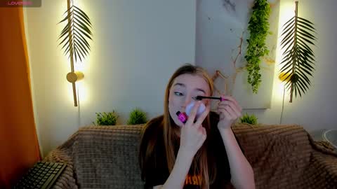 Snapshot of jessiexxiv chatting on September 2025 07:31:01 AM Jessie online show from September 2025 07:31:01 AM