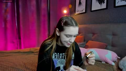 Snapshot of jessiexxiv chatting on November 2025 09:20:02 AM Jessie online show from November 2025 09:20:02 AM