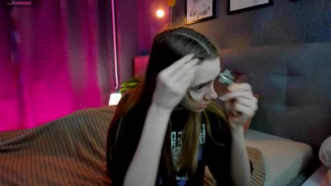 Snapshot of jessiexxiv chatting on November 2025 09:00:02 AM Jessie online show from November 2025 09:00:02 AM