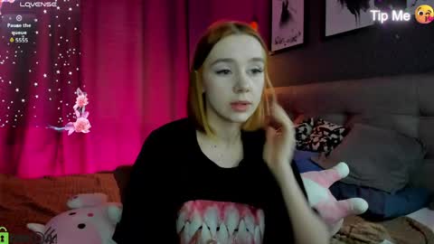 Snapshot of jessiexxiv chatting on May 2026 09:05:01 AM Jessie online show from May 2026 09:05:01 AM