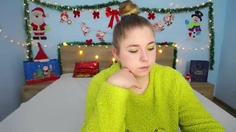 Snapshot of jessikadaniels chatting on December 2024 07:14:01 AM Jess online show from December 2024 07:14:01 AM