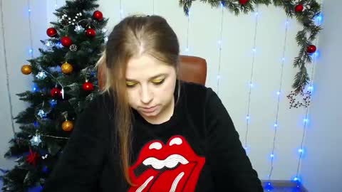 Snapshot of jessikadaniels chatting on December 2024 07:47:01 AM Jess online show from December 2024 07:47:01 AM