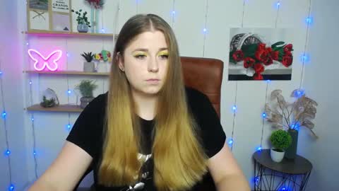 Snapshot of jessikadaniels chatting on March 2025 07:19:01 AM Jess online show from March 2025 07:19:01 AM