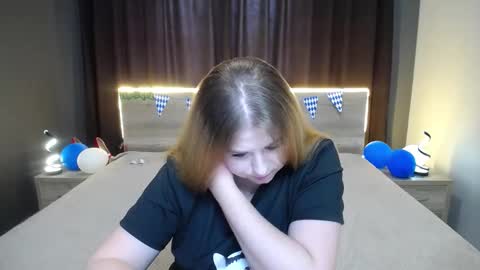 Snapshot of jessikadaniels chatting on October 2025 07:05:02 AM Jess online show from October 2025 07:05:02 AM