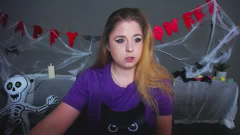 Snapshot of jessikadaniels chatting on November 2025 07:20:01 AM Jess online show from November 2025 07:20:01 AM