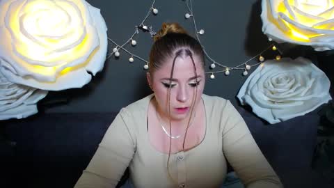 Snapshot of jessikadaniels chatting on November 2025 07:30:01 AM Jess online show from November 2025 07:30:01 AM