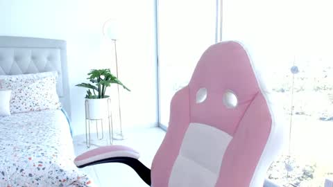    online show from December 2024 02:19:02 PM