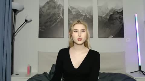 Snapshot of jessstonem chatting on December 2024 05:55:02 AM jessstonem online show from December 2024 05:55:02 AM