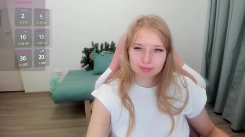 Snapshot of jessy_comely chatting on December 2024 10:14:01 AM Jessy online show from December 2024 10:14:01 AM