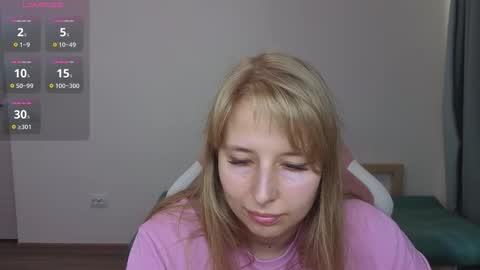 Snapshot of jessy_comely chatting on October 2025 12:33:01 PM Jessy online show from October 2025 12:33:01 PM