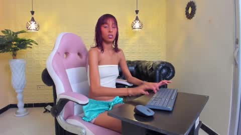 Jessy online show from October 2025 12:41:02 AM