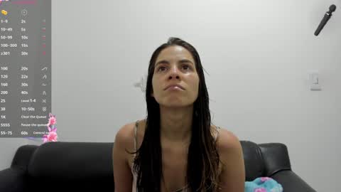 jessye_golden online show from August 2026 07:28:01 PM