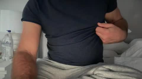 Snapshot of jesuiscoquinoui chatting on April 2026 11:47:02 PM Jesuiscoquin online show from April 2026 11:47:02 PM