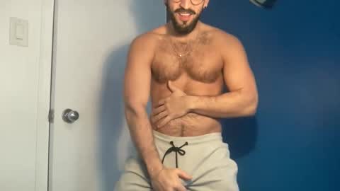 JEUNEMEK007 online show from April 2026 05:28:01 PM