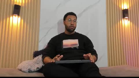 jeus_stanley online show from February 2026 05:23:02 AM