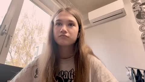 Snapshot of jewelldurham chatting on October 2025 09:17:01 AM Helgi online show from October 2025 09:17:01 AM