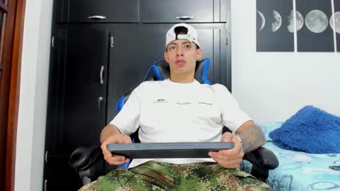 Snapshot of jey_cox23 chatting on September 2025 12:29:01 PM jey cox online show from September 2025 12:29:01 PM