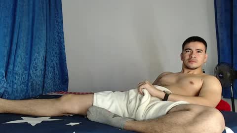 Snapshot of jeycob_happy97 chatting on April 2026 11:24:01 PM Juan David online show from April 2026 11:24:01 PM