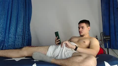 Snapshot of jeycob_happy97 chatting on April 2026 11:43:01 AM Juan David online show from April 2026 11:43:01 AM