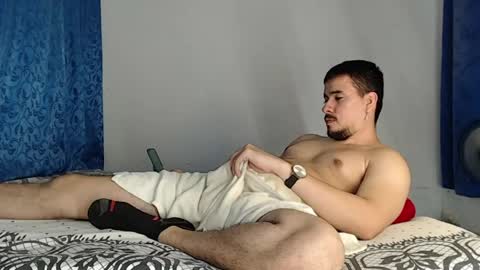 Snapshot of jeycob_happy97 chatting on May 2026 12:06:01 AM Juan David online show from May 2026 12:06:01 AM