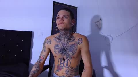 Snapshot of jeykob_23 chatting on December 2025 12:51:02 AM JEYKOB online show from December 2025 12:51:02 AM