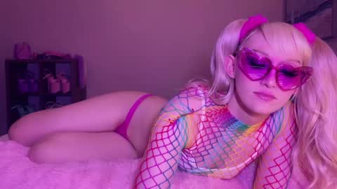 Snapshot of jeylababe chatting on April 2026 01:45:01 AM online show from April 2026 01:45:01 AM