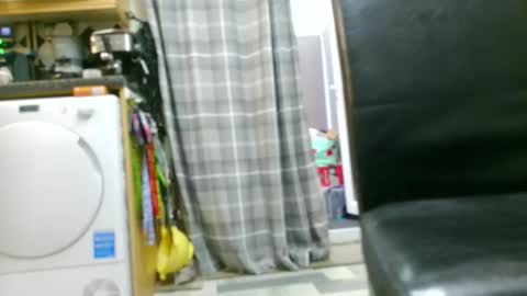 jez619 online show from October 2025 07:20:02 AM