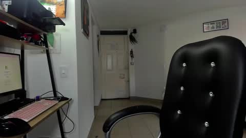 Snapshot of jezabel_purple chatting on March 2026 02:00:01 PM Camila online show from March 2026 02:00:01 PM