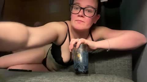 jg0907 online show from February 2025 09:25:01 PM