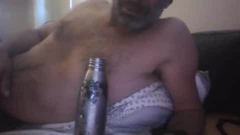 Snapshot of jglarsbel chatting on April 2026 02:22:02 AM jglarsbel online show from April 2026 02:22:02 AM