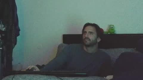 Snapshot of jgquaife chatting on November 2025 08:11:02 AM FoxHunter1 online show from November 2025 08:11:02 AM