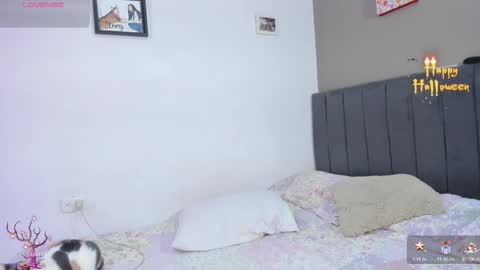 jhackelin  My independent account online show from October 2025 09:00:02 AM