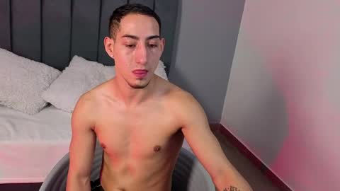 Snapshot of jhan_vassilis chatting on April 2026 06:19:01 AM Jhan online show from April 2026 06:19:01 AM